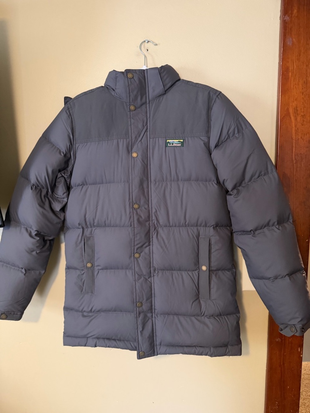 L.L. Bean Men's Mountain Classic Down Puffer Jacket in Gray - Picture 3 of 10